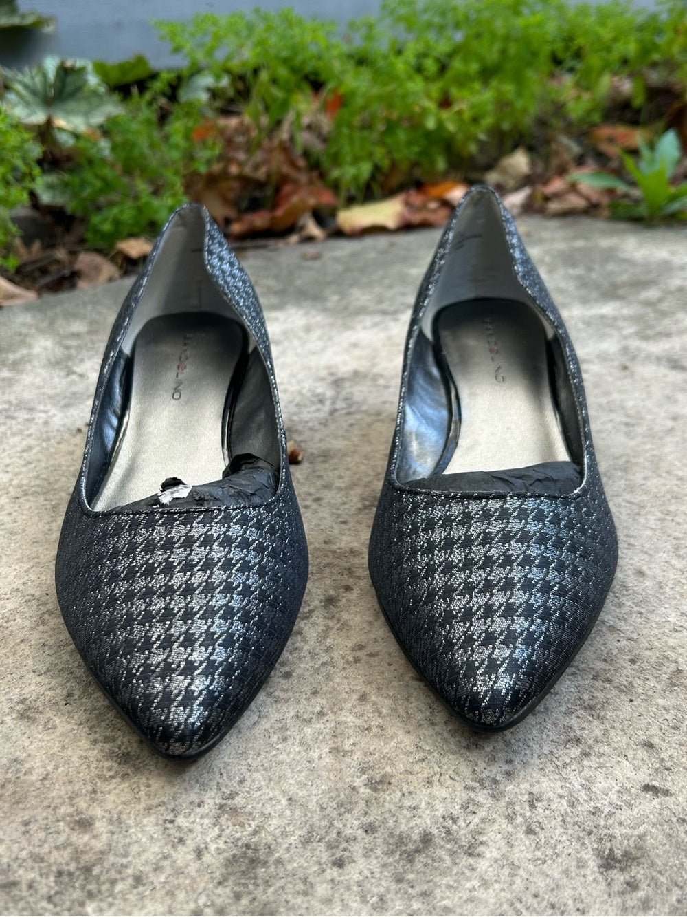 Bandolino Herringbone metallic point flats, size 8