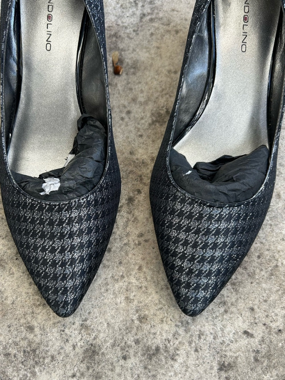 Bandolino Herringbone metallic point flats, size 8