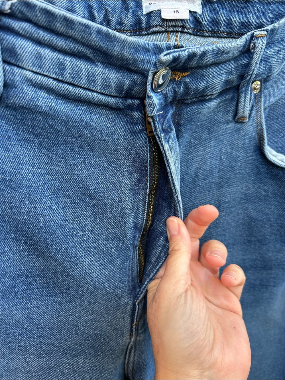 Good American Good Waist Palazzo Jeans, size 16