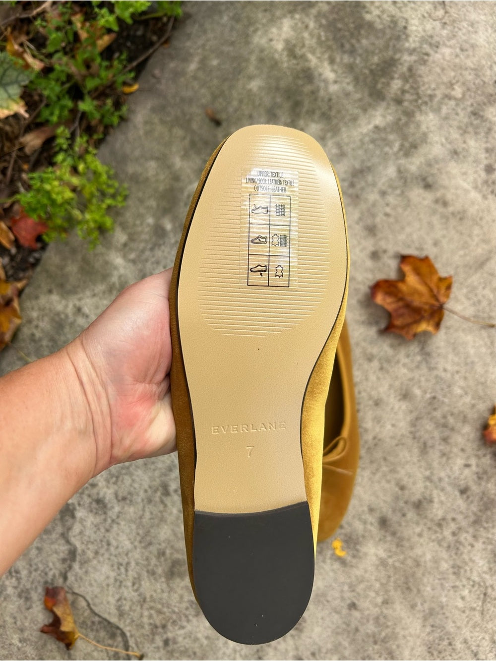 Everlane Mustard Yellow Velvet The Day Flats, BNWOB, size 7