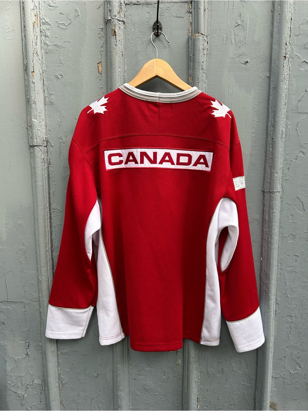 Roots 2000 Sydney Olympic Hockey Jersey, Size XL
