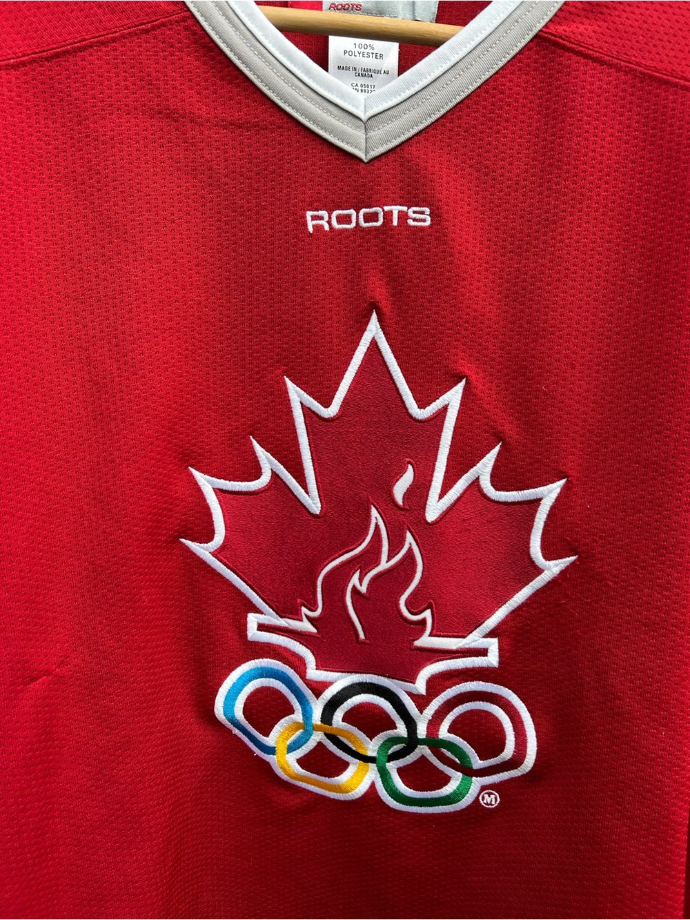 Roots 2000 Sydney Olympic Hockey Jersey, Size XL