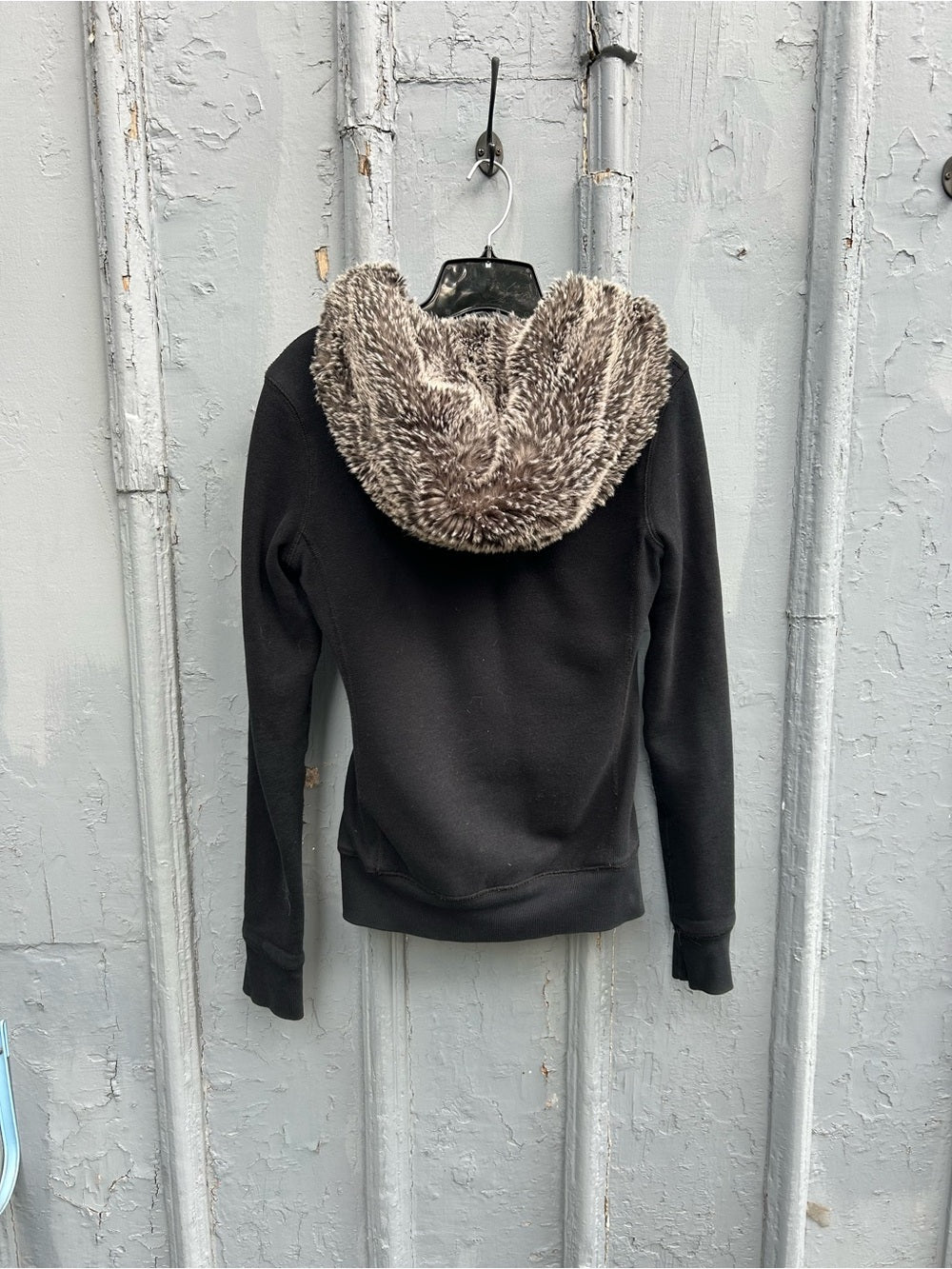 “Vintage” TNA Black furry hoodie, size XS