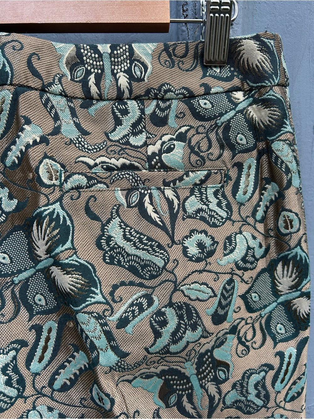 Weekend MaxMara Brocade gold cigarette pants, size “6”