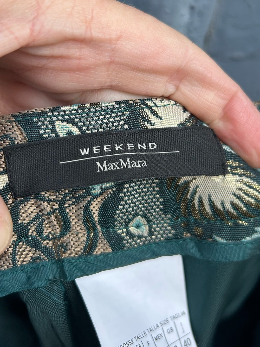 Weekend MaxMara Brocade gold cigarette pants, size “6”