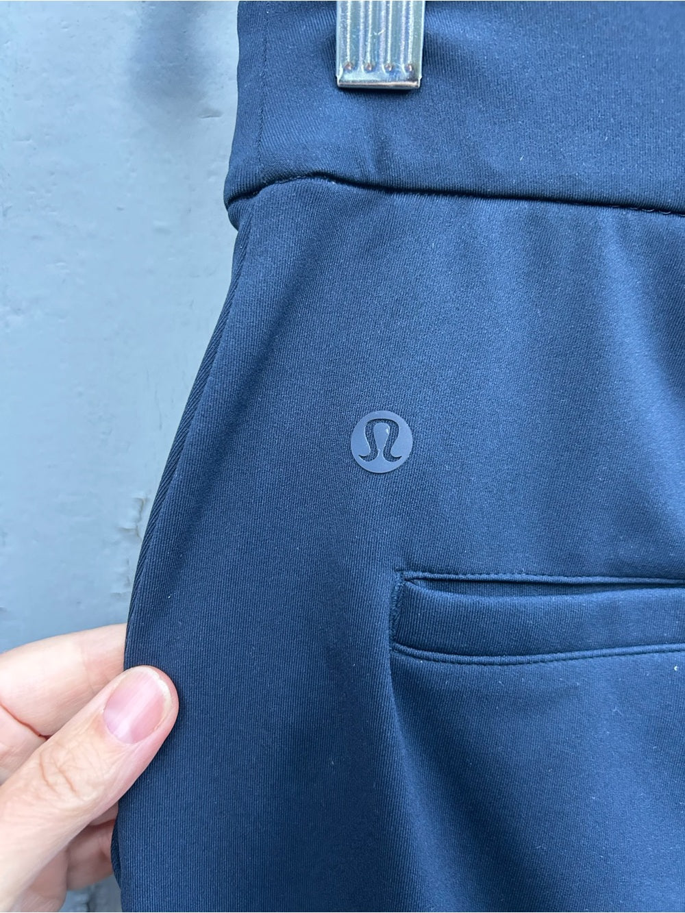 Lululemon Navy Daydrift High Rise pants, size S