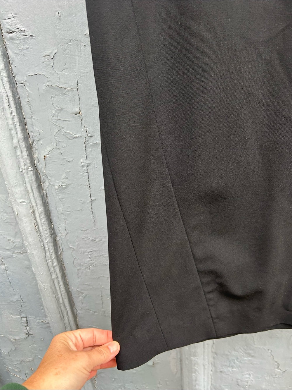 Jil Sander black midi pencil skirt, size 36 (Small)