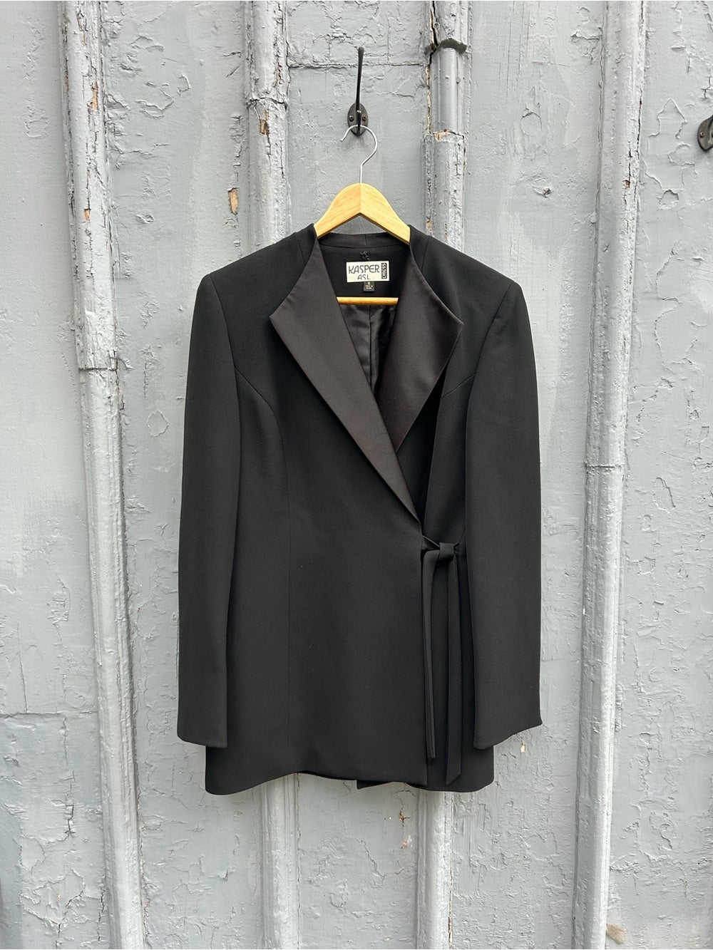 Kasper ASL tie side jacket, size 6