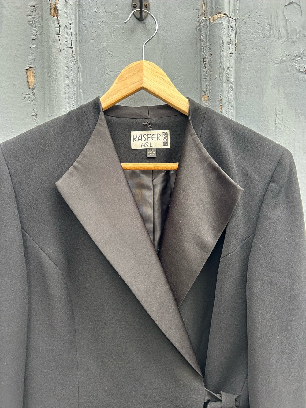 Kasper ASL tie side jacket, size 6