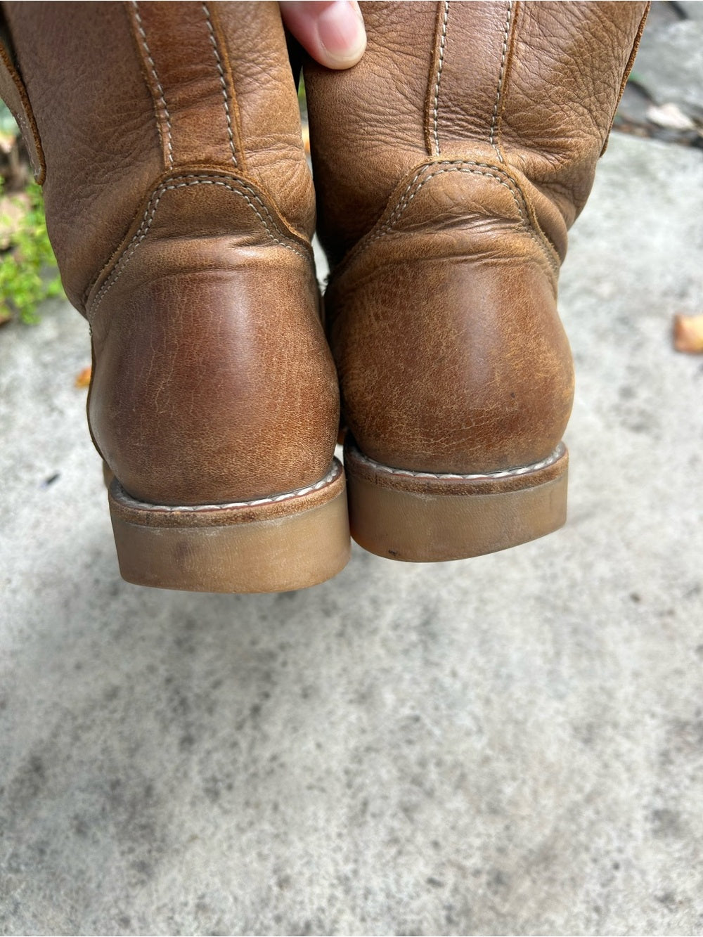 Roots Tribe Shorty Leather Ankle Boots, size 7.5