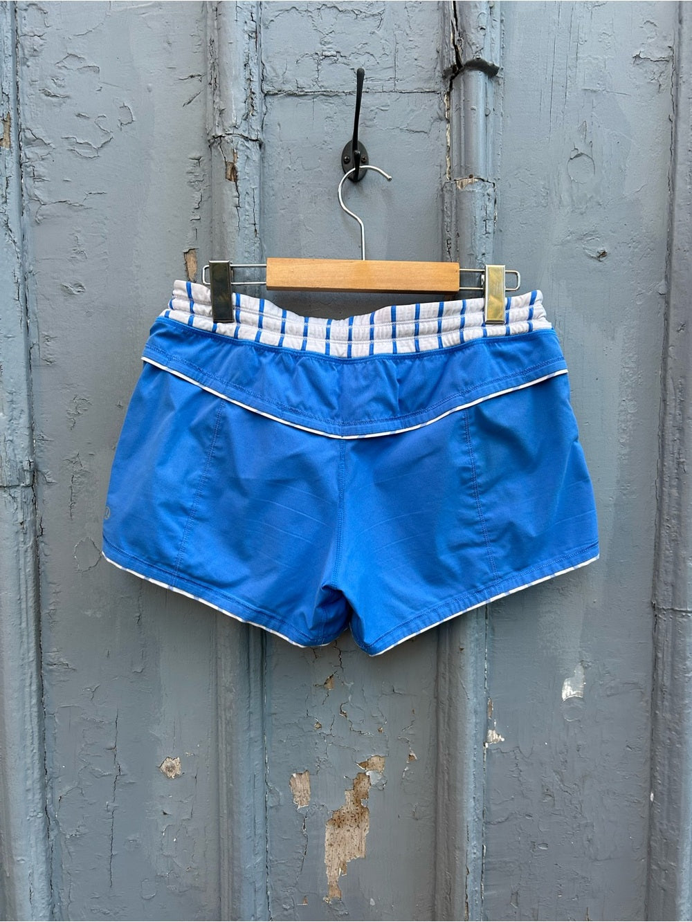 Lululemon Free Reign Shorts, size 6
