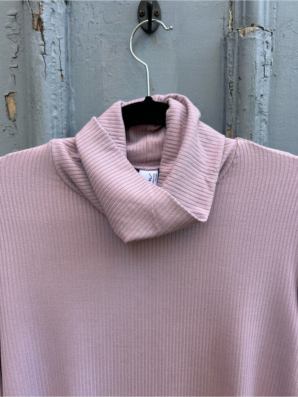Melow by Melissa Bolduc Lilac Fibee Turtleneck, BNWT, size L