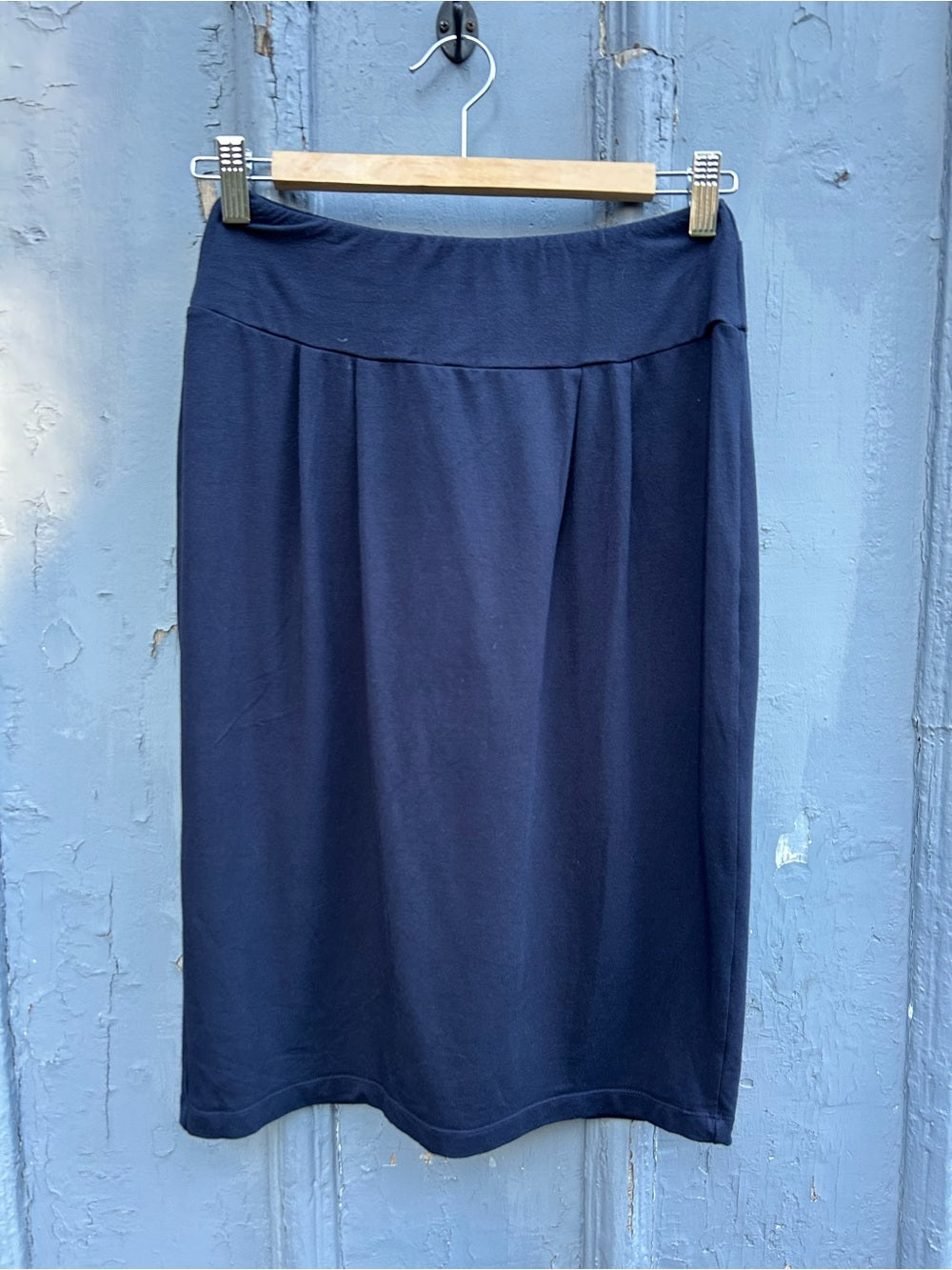 Encircled Navy midi skirt, size XS