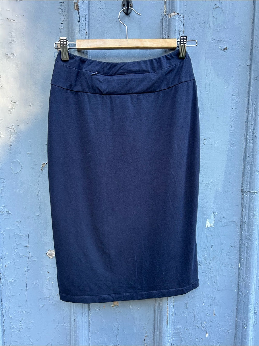 Encircled Navy midi skirt, size XS