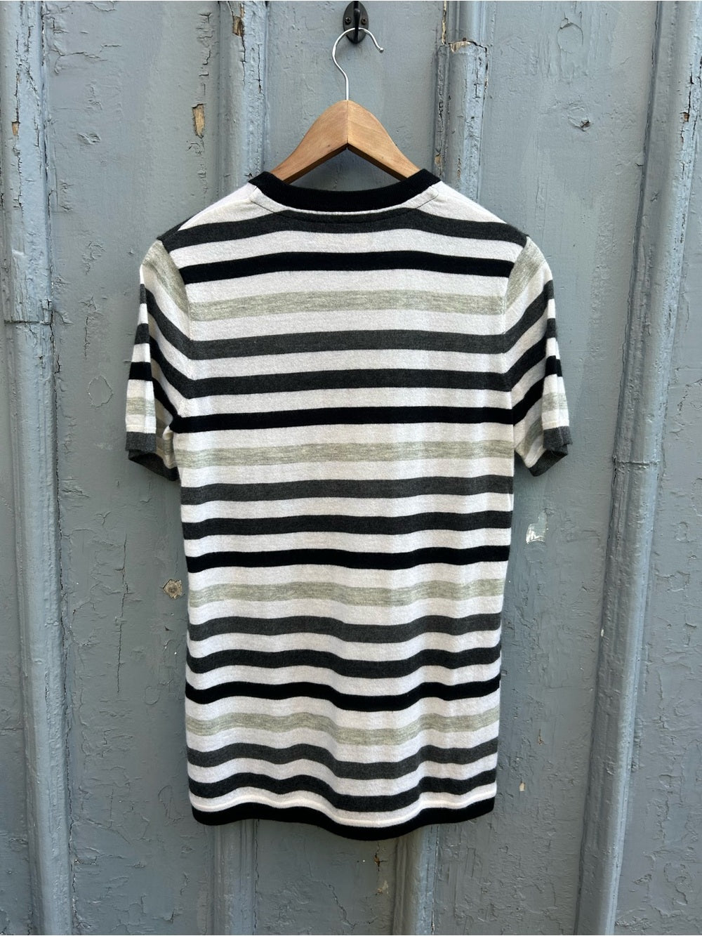 Hudson’s Bay Collection Grey Striped Cashmere Short Sleeve, size M