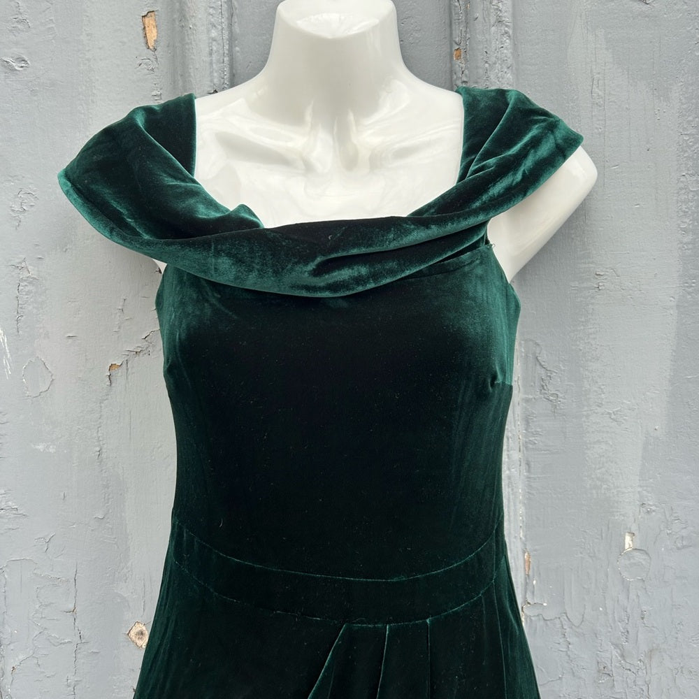 BHLDN Anthropologie Edison Velvet Dress, size 2