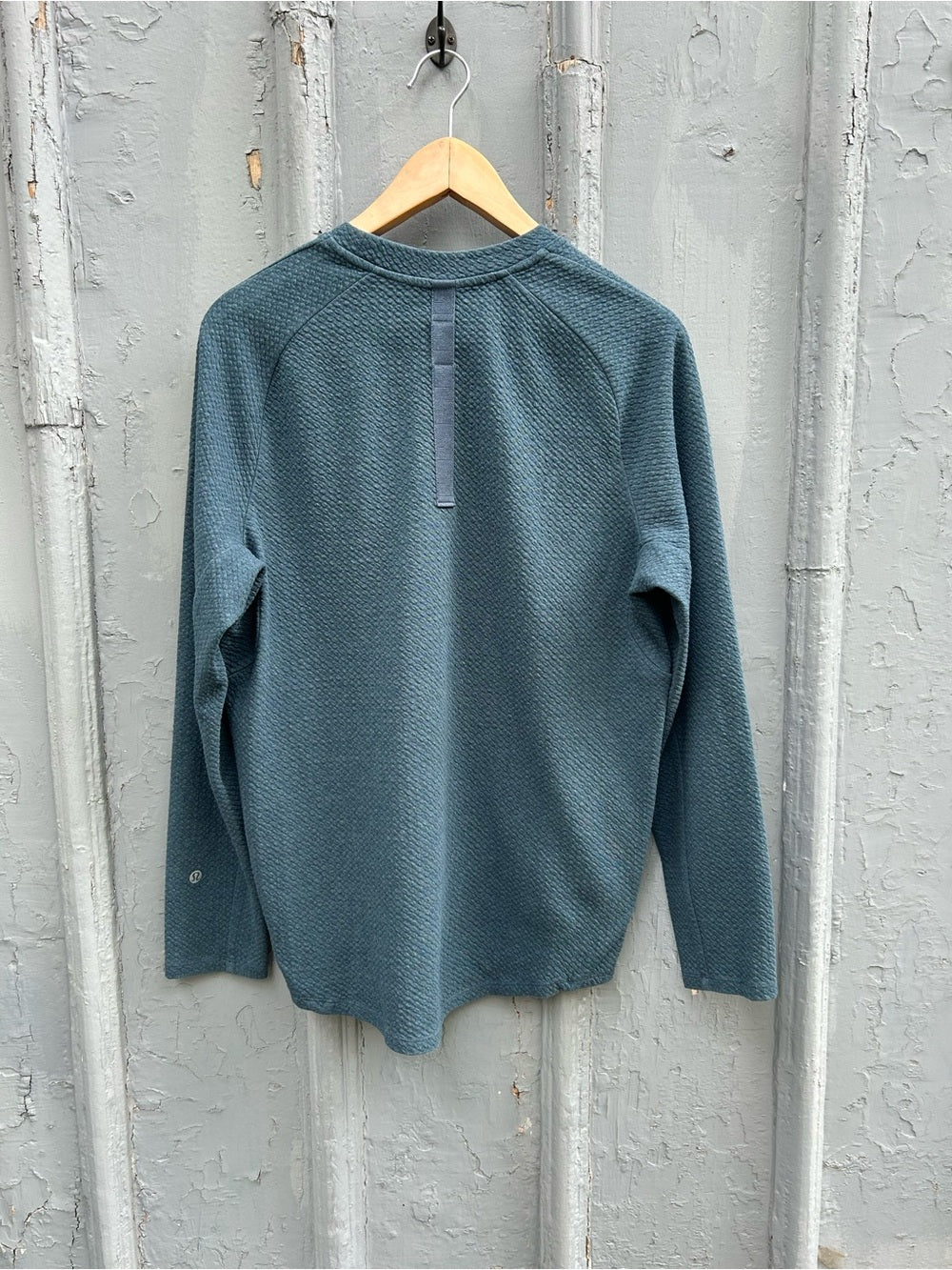Lululemon At Ease Crewneck, size S