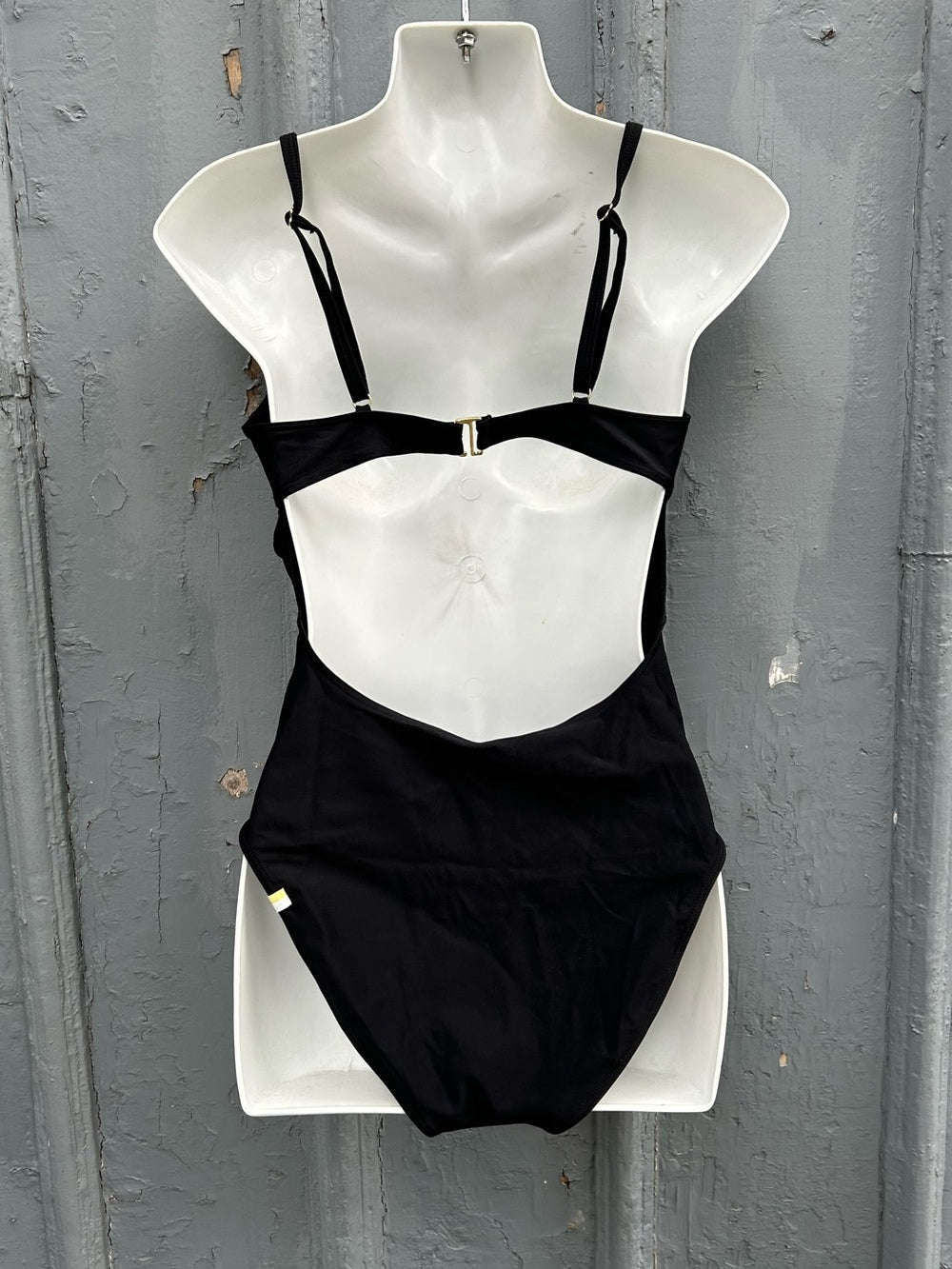 SUMMERSALT The Wave One Piece Swimsuit, size 6