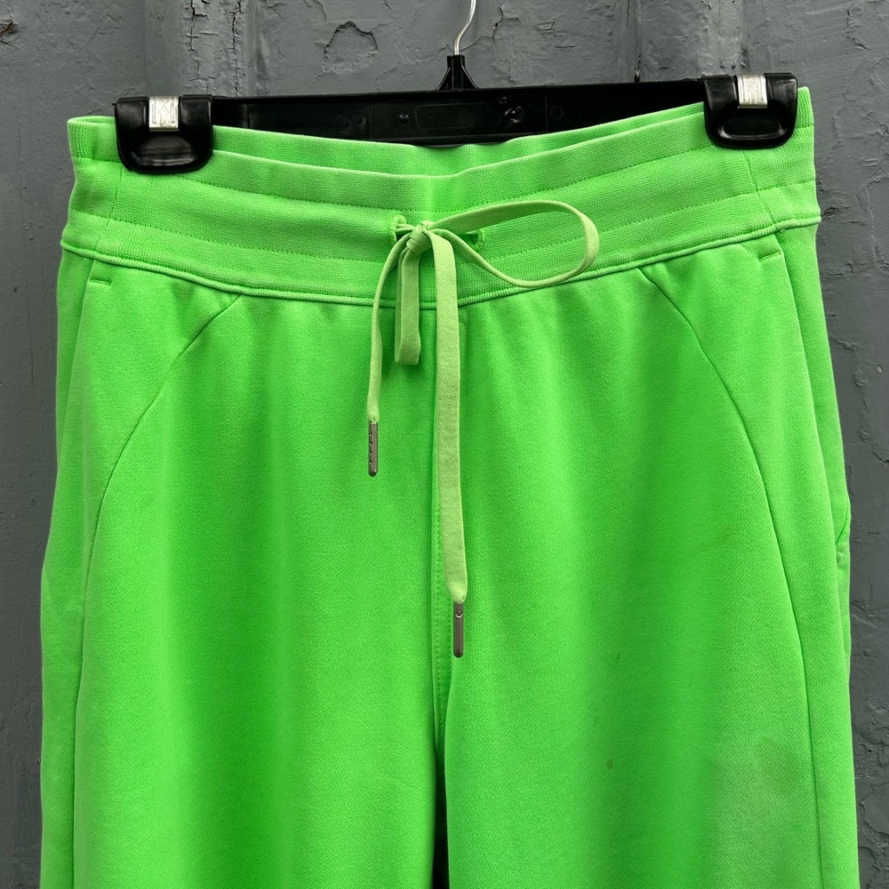 Lululemon Scuba High Rise French Terry Jogger, size 6