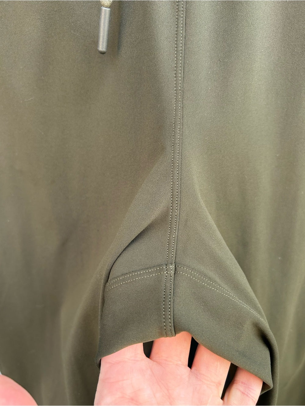 Lululemon Green Keep Moving Pants, size 8