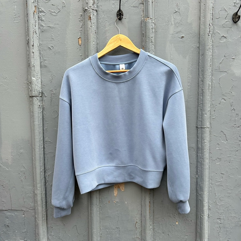 Lululemon Perfectly Oversized Cropped Crew, size 4