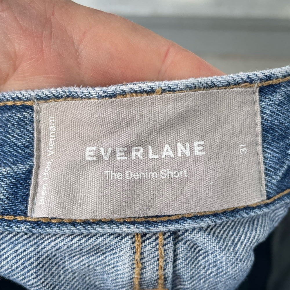 Everlane The Denim Short Distressed, size 31