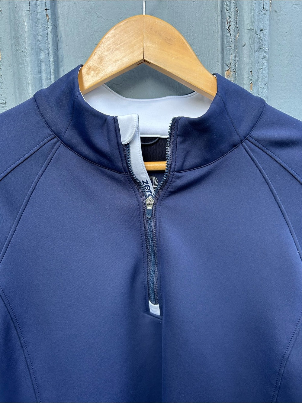 Zero Restriction 1/4 zip top, size XL