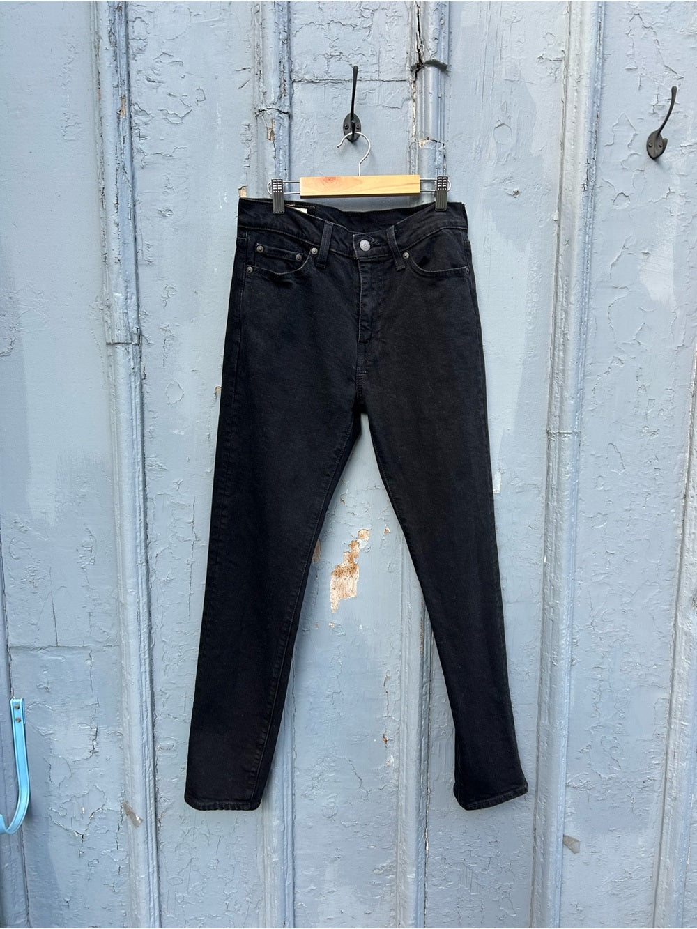 Levi’s 510 black jeans, size W29/L30