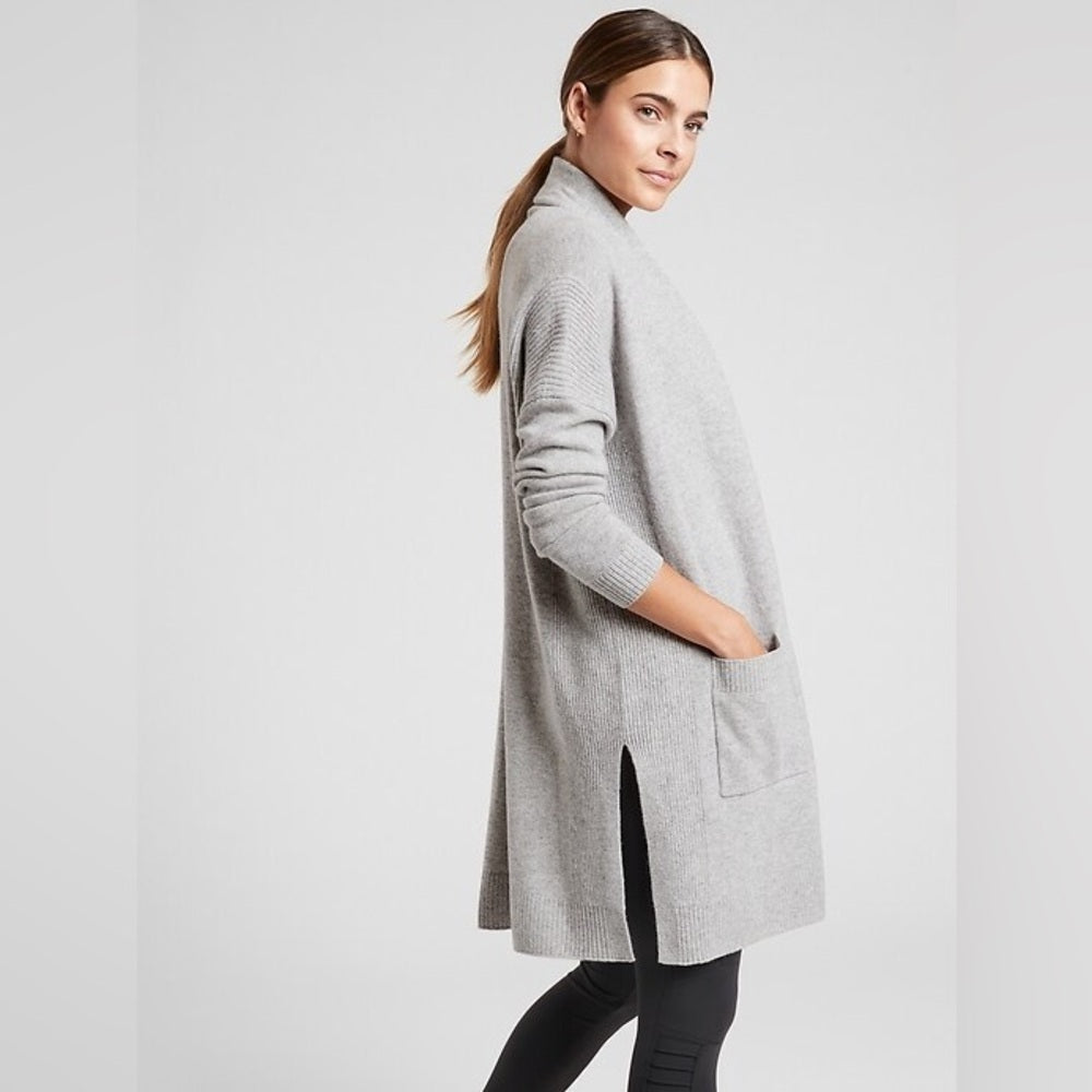 Athleta Spirit Wool Cashmere Grey Cardigan, size Small