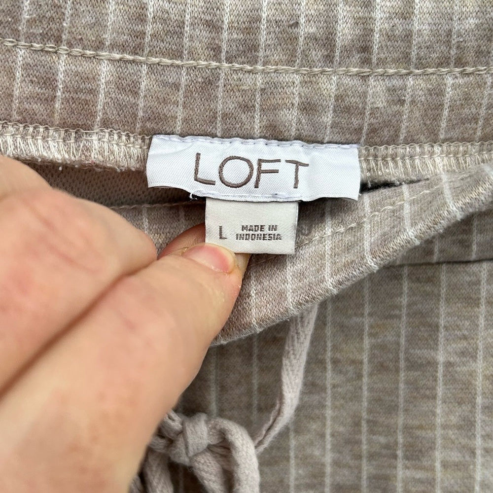 Ann Taylor Loft Taupe Striped Casual Pant (Jogger), size L