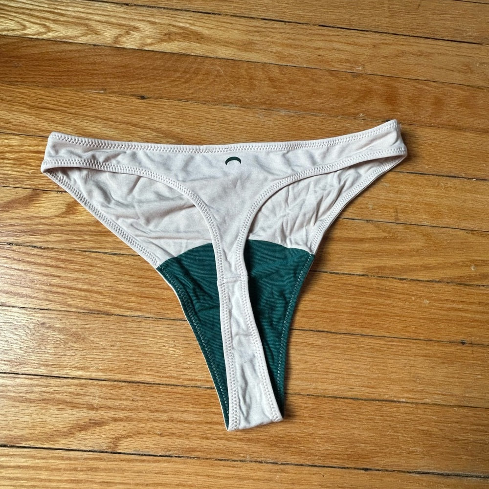 NWT Huha Mineral Undies Low Profile Thong -Brown SM
