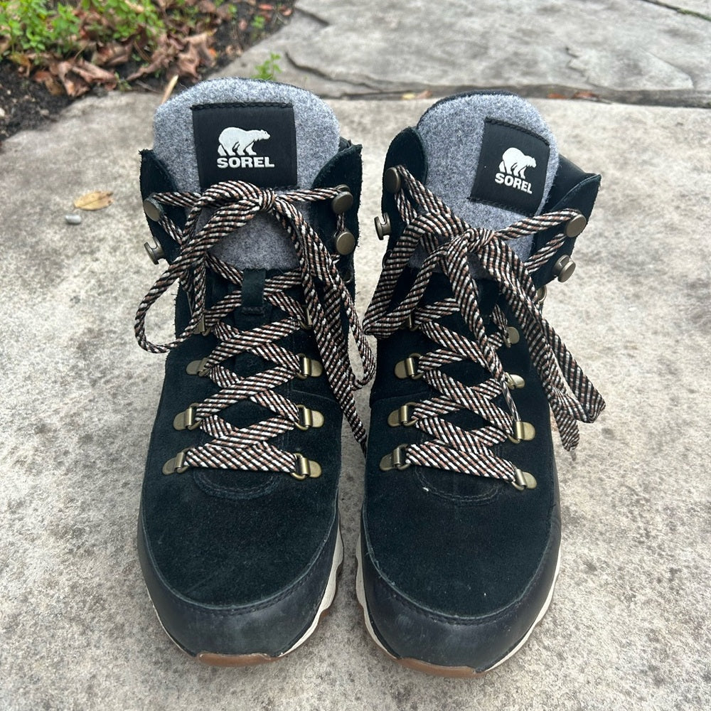 Sorel Kinetic Impact Ankle Boots, size 9.5