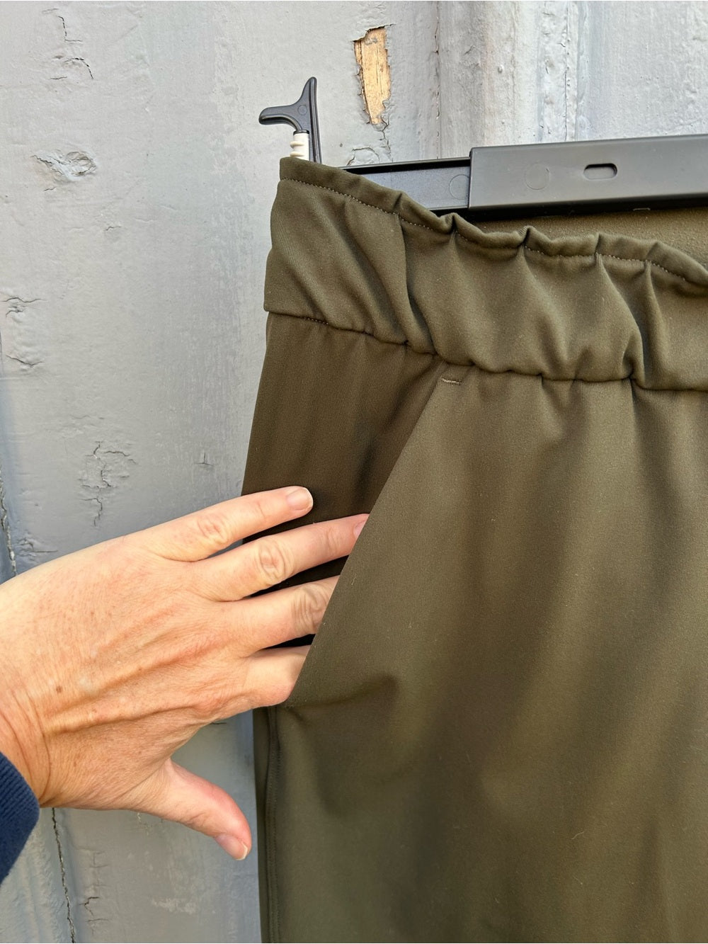 Lululemon Green Keep Moving Pants, size 8