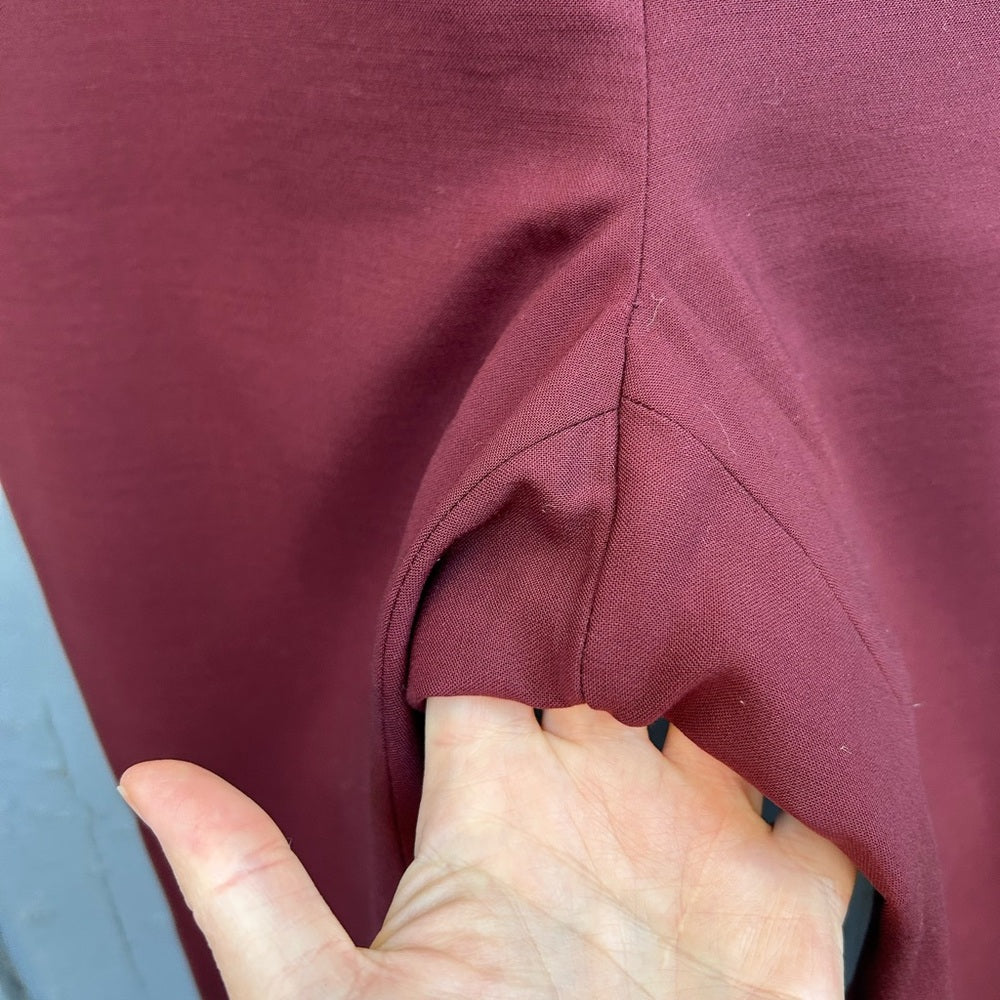 Judith & Charles Wine slim pants, size 4