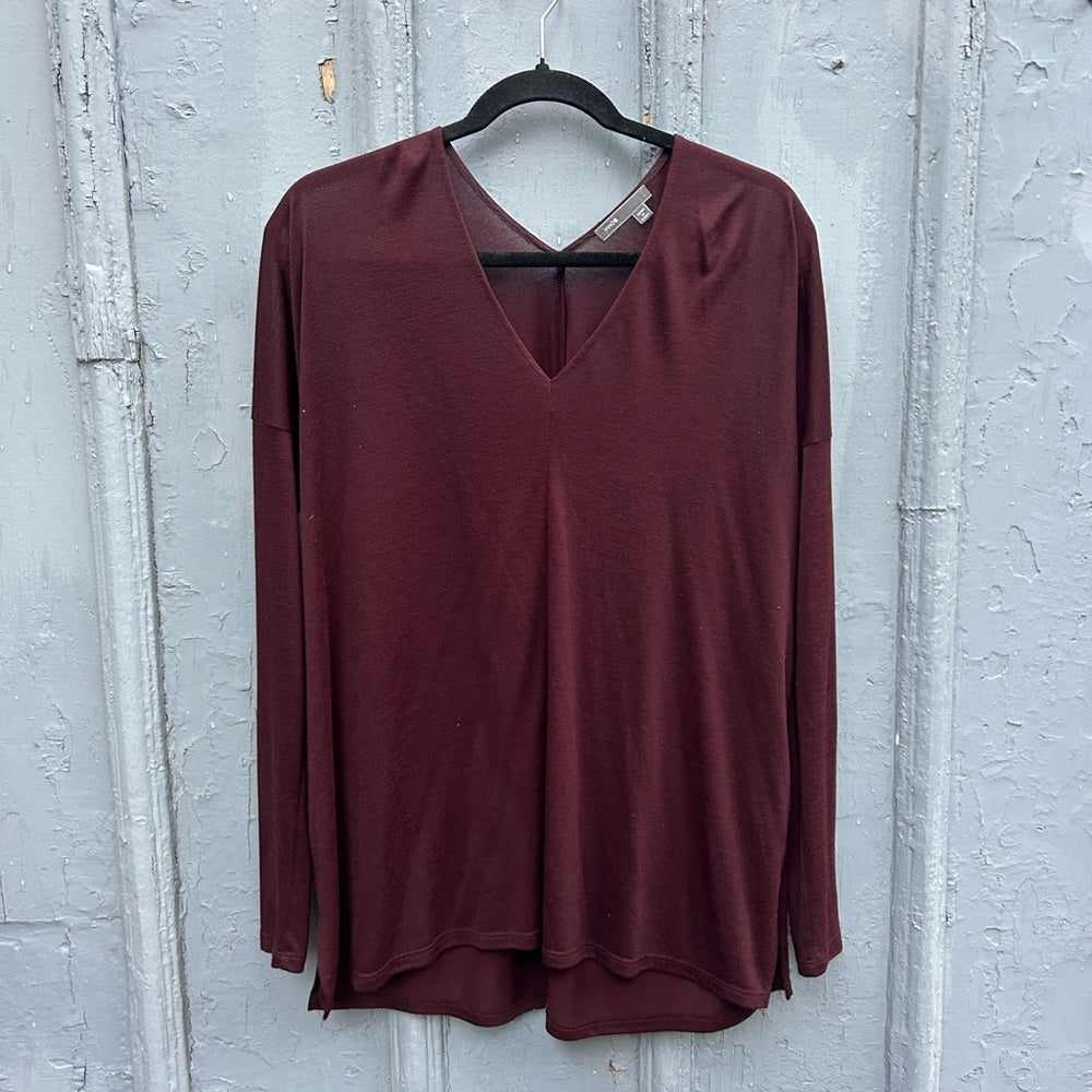 Vince Oxblood light knit long sleeve, size M