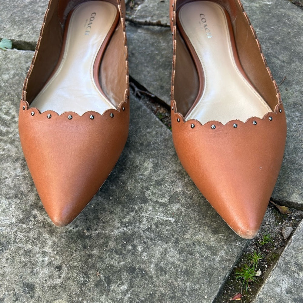 Coach Jill Leather Scalloped Brown Flats, size 10