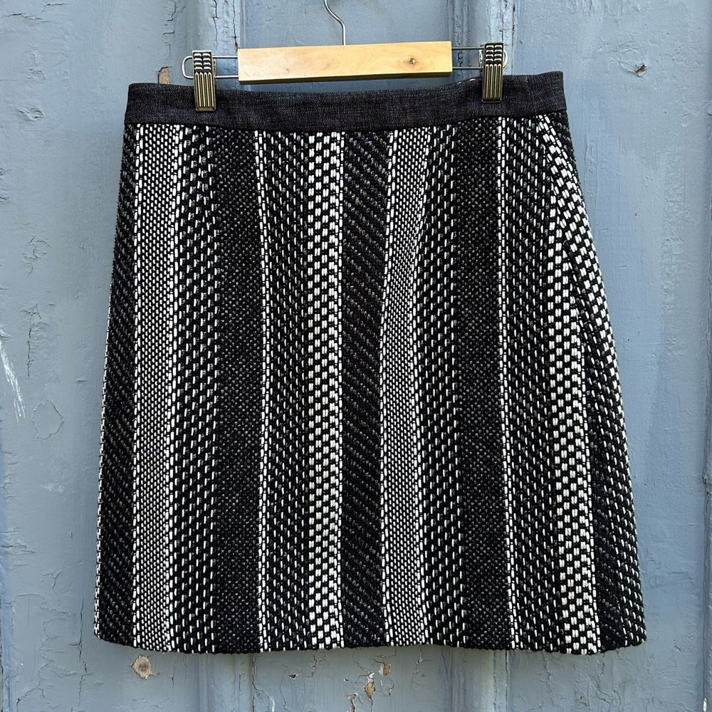 Judith & Charles Striped woven zip skirt, size 6