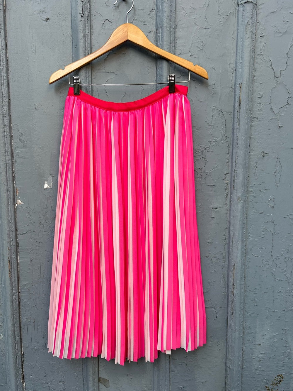 J Crew Pink pleated skirt, size 8