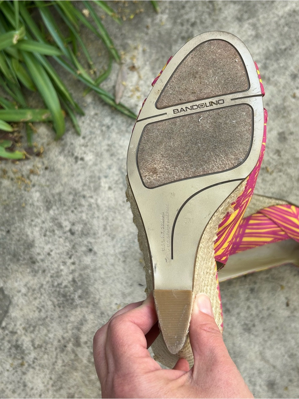 Bandolino Tropical Wedges, size 8