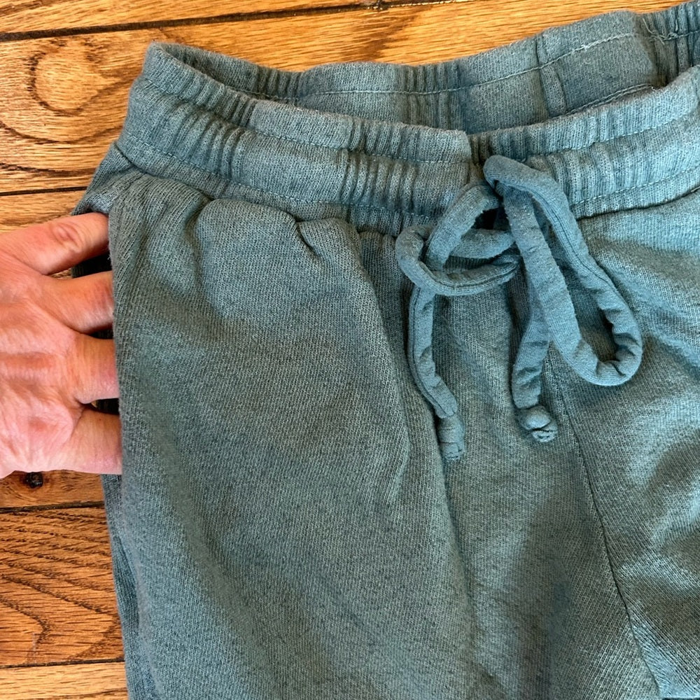 Good hYOUman Green Jogger Sweat Pants, size Youth 10/12