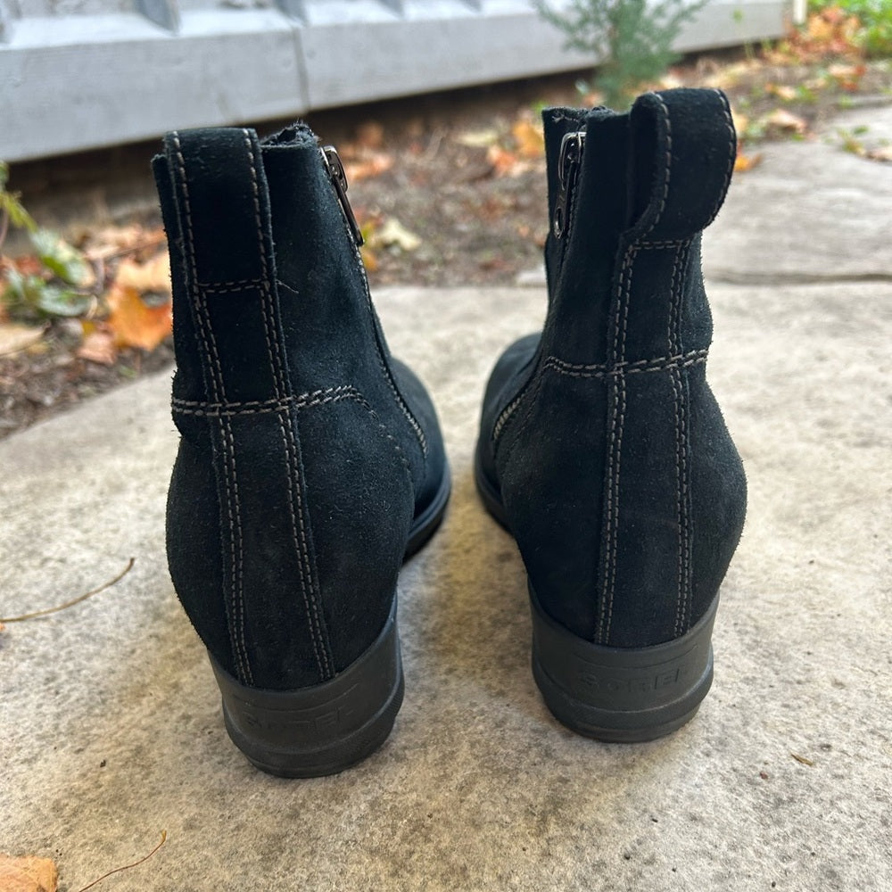 Sorel Evie Chelsea Wedge boots - size 9.5