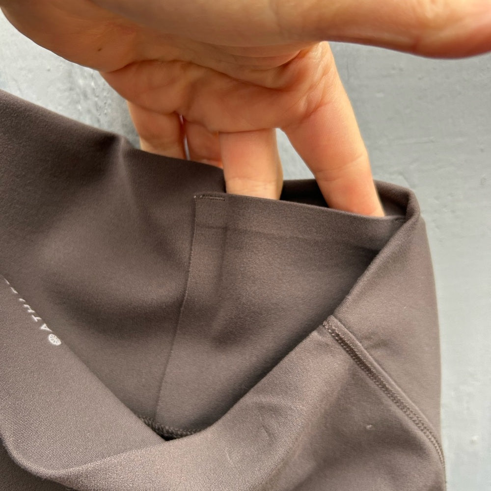 Athleta Transcend midi skirt, size Large