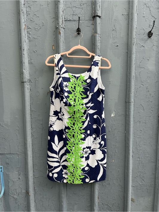 Lilly Pulitzer Blue & White Shift, size 4