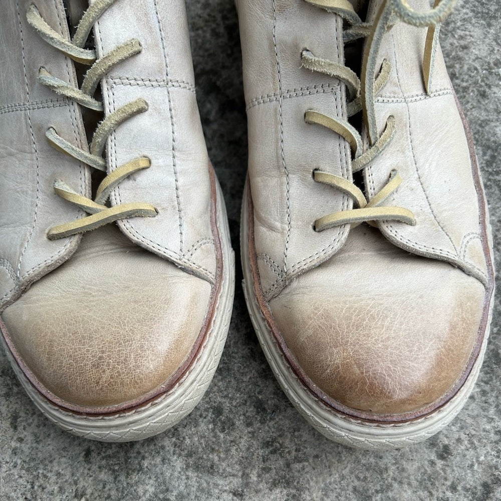 Frye Essex High Tops, Size M 10