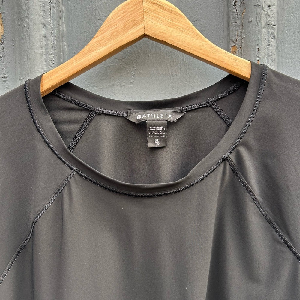 Athleta Ultimate Train Top, size XL