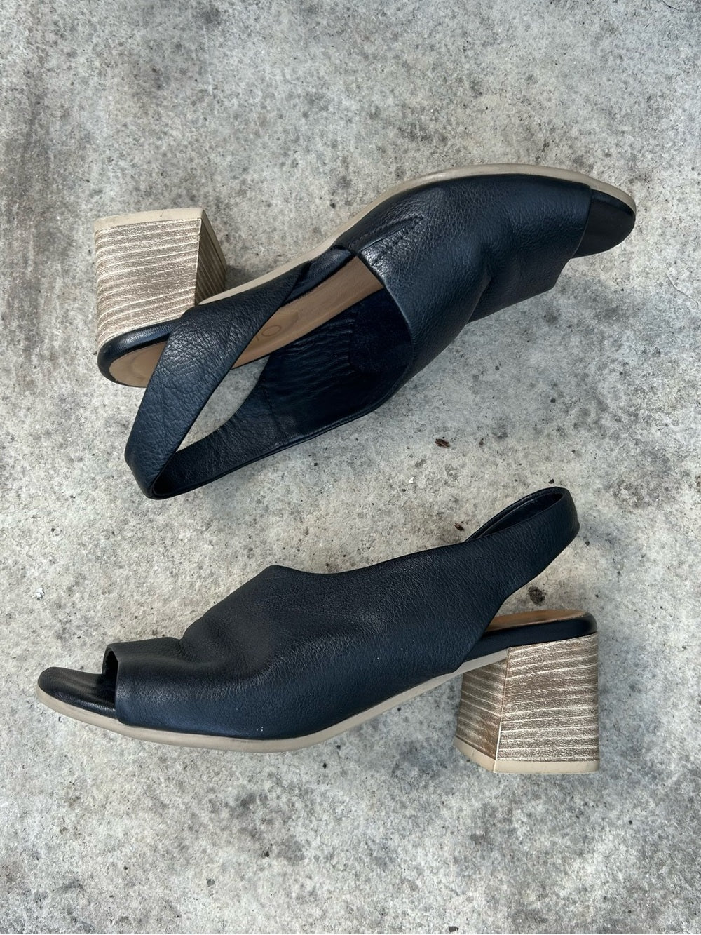 Bueno Black Leather Ryder Slingback, size 37