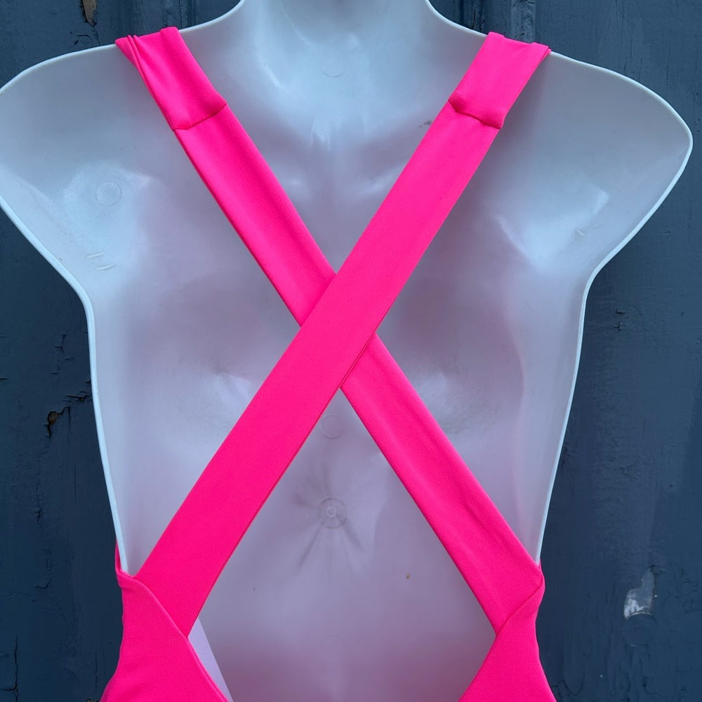 Londre Pink Body wear Minimalist One piece swimsuit, size Medium