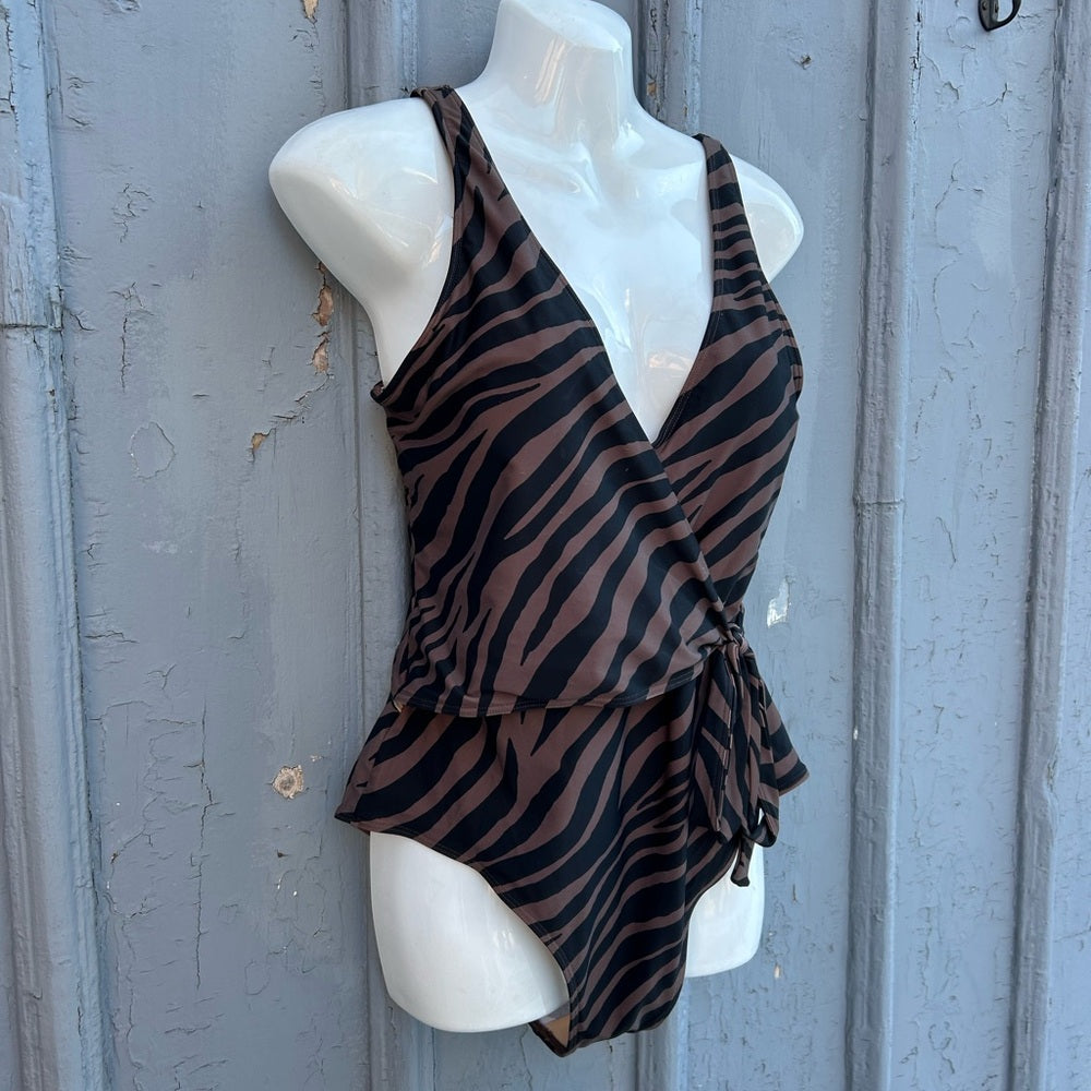 Summersalt Animal Print Perfect Wrap One Piece swimsuit, size 10