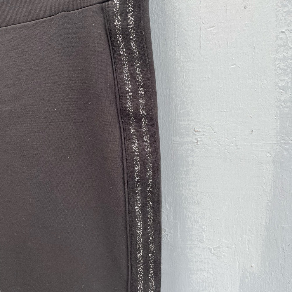 Melissa Nepton black leggings pants with tuxedo silver stripe, size Small