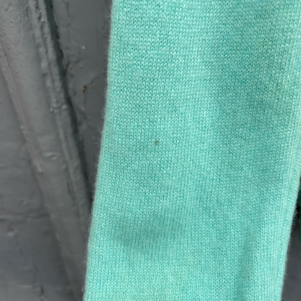 Charter Club Cashmere V Neck Sweater, size M